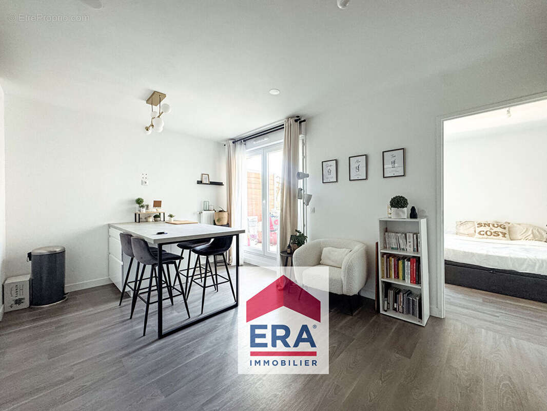 Appartement à SARTROUVILLE