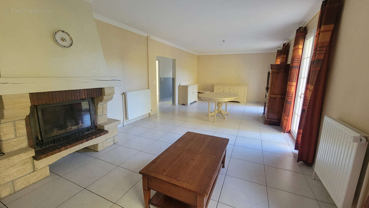 Maison à SAINTE-COLOMBE