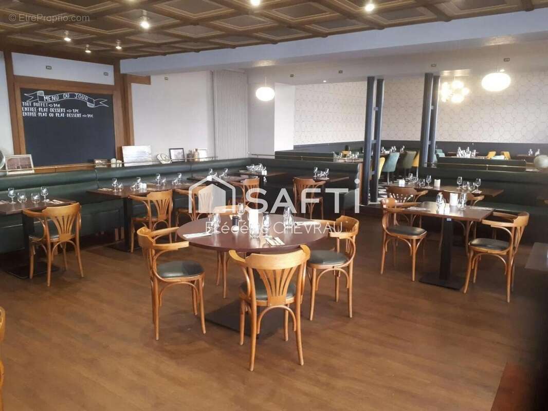 Photo 4 - Commerce à MACON