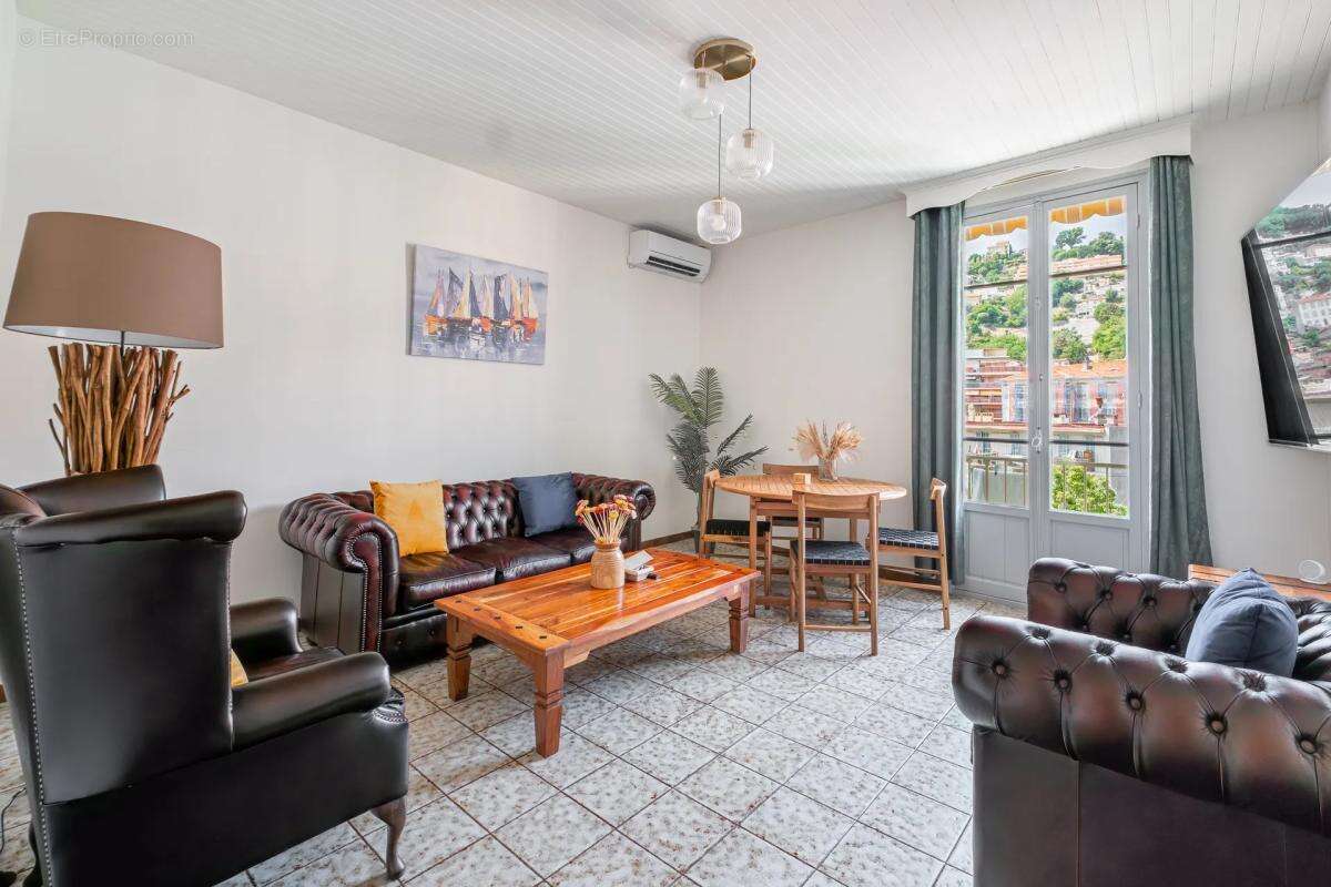 Maison de 7 pièces de 163 m² située à Nice - photo 4