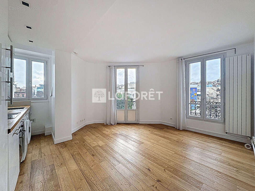 Appartement à SURESNES