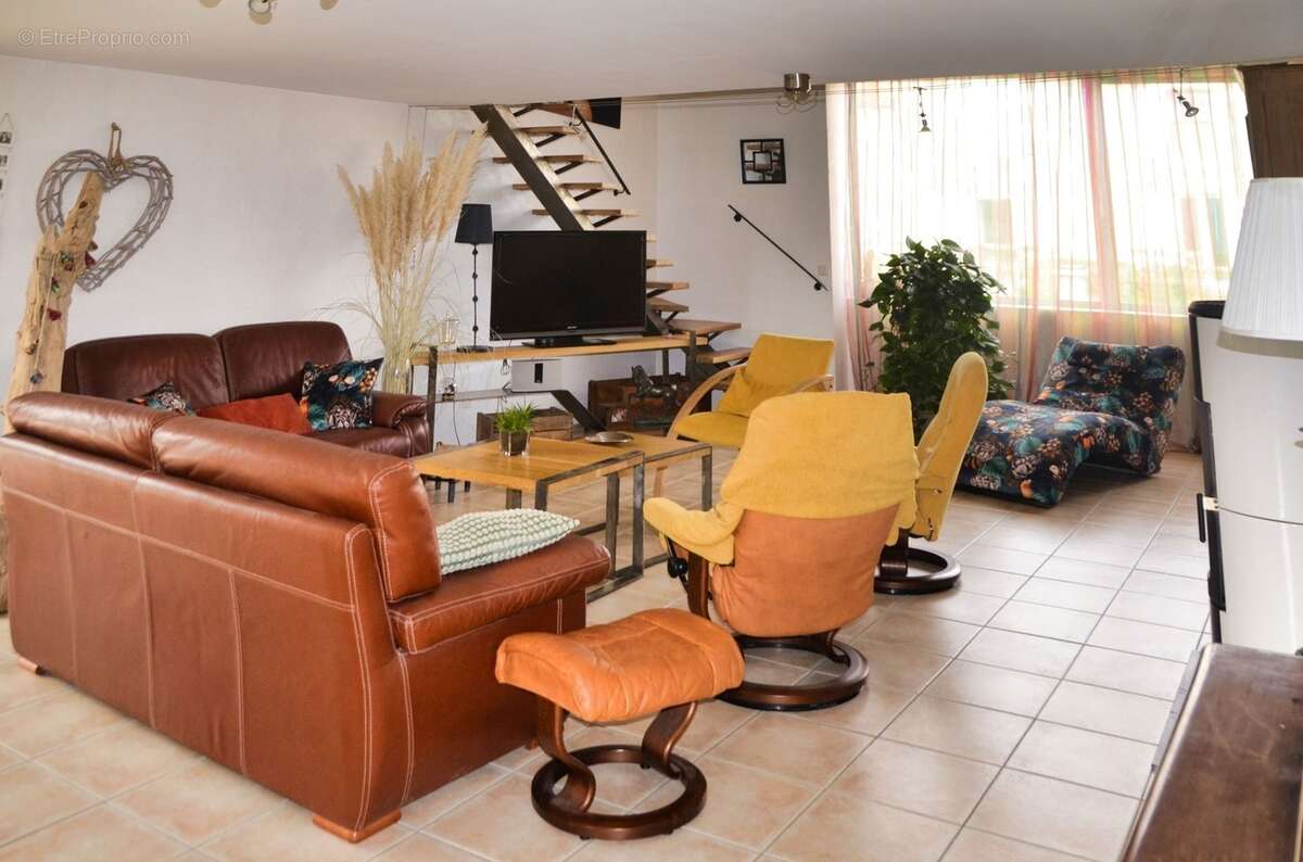 Maison à vendre 8 pièces LE GUE D'ALLERE (17) - photo 36