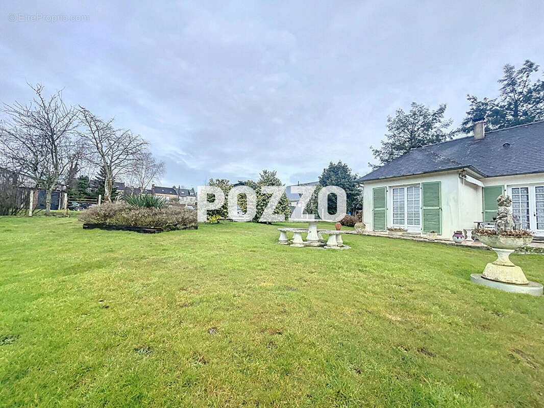 Maison à EQUEMAUVILLE