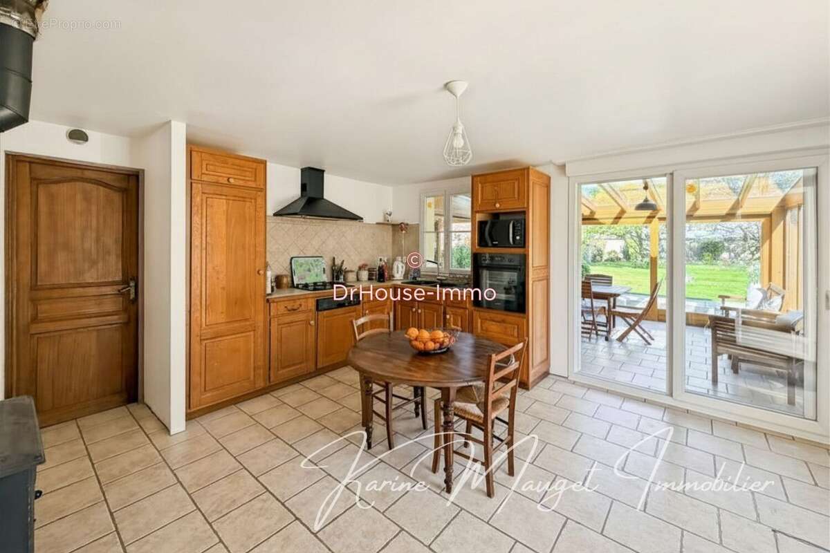 Maison à LUMIGNY-NESLES-ORMEAUX