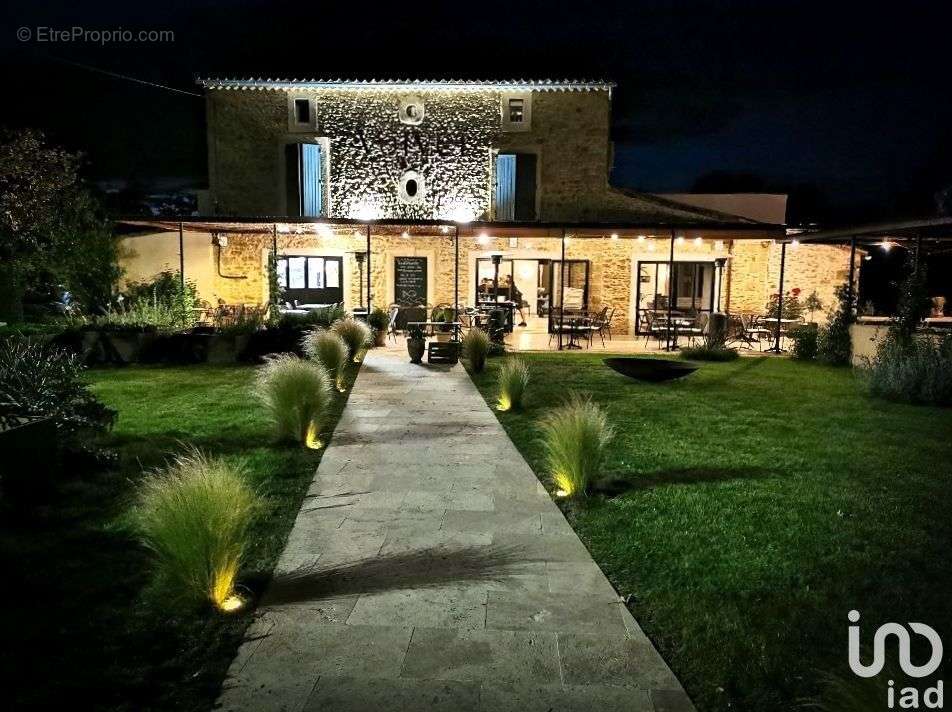 Photo 6 - Commerce à SERVIERS-ET-LABAUME