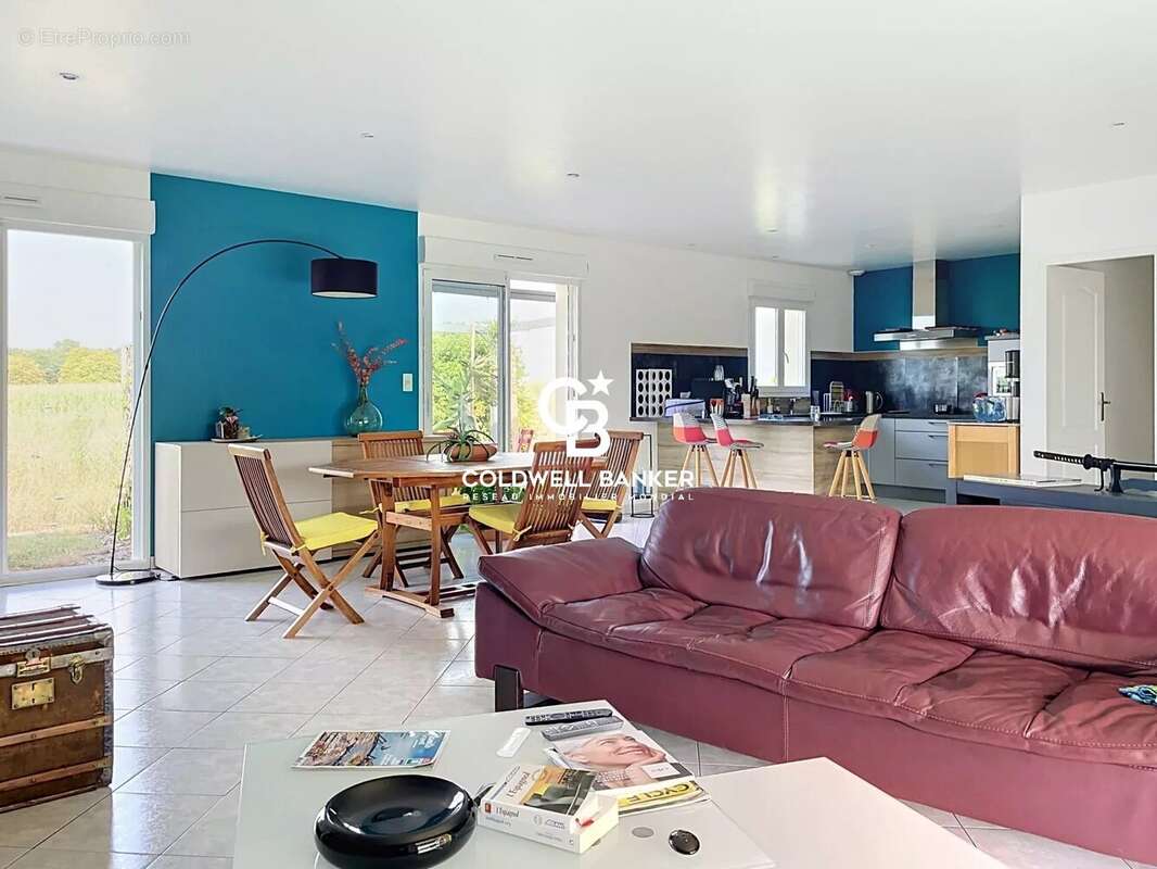 Maison de plain-pied avec garage et jardin et Saintes - photo 11