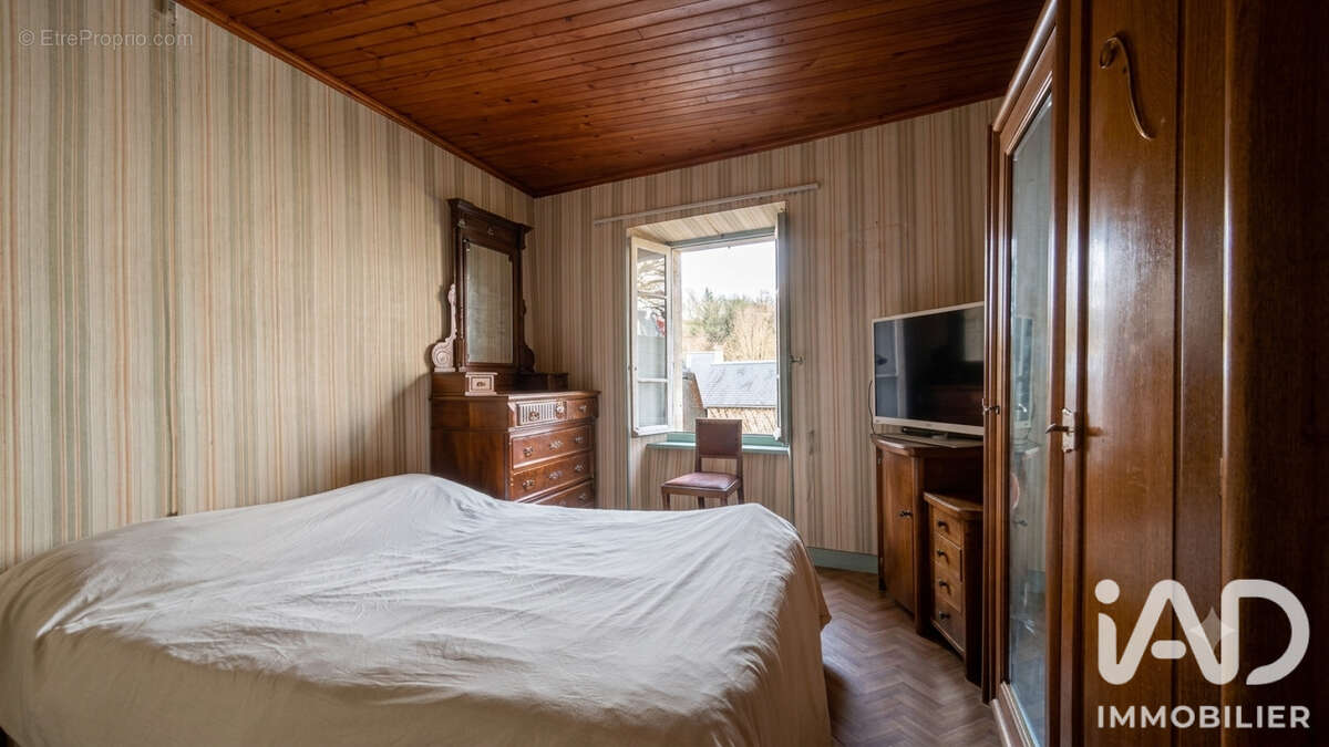 Maison 170 m² à Murat-Sur-Vebre  - photo 7