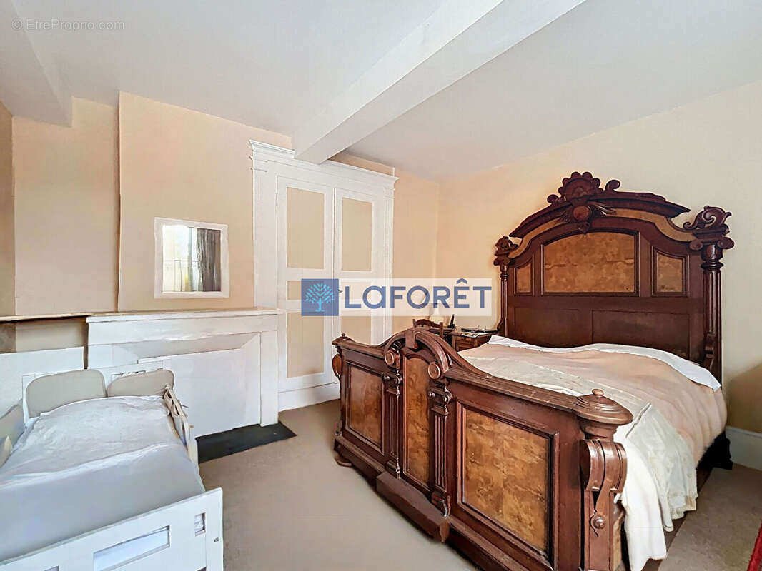 Maison à VAUX-SUR-BLAISE