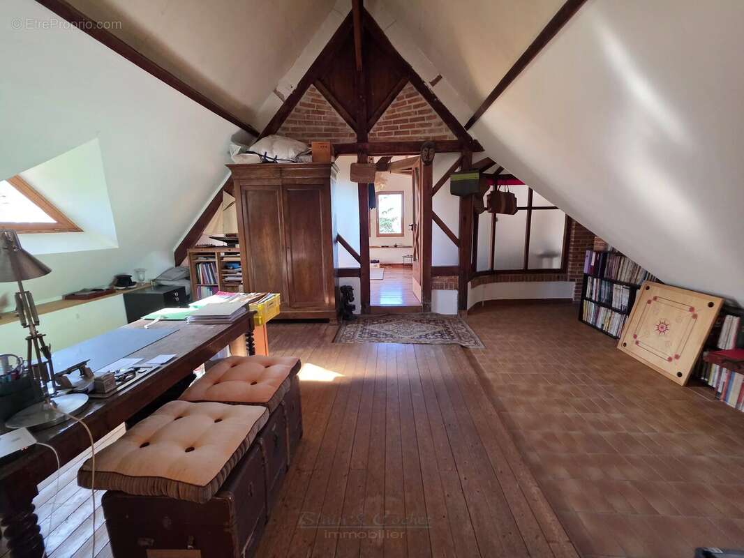 Maison à CONFLANS-SUR-LOING