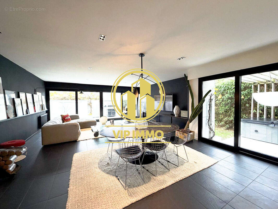 Maison à MARQUETTE-LEZ-LILLE