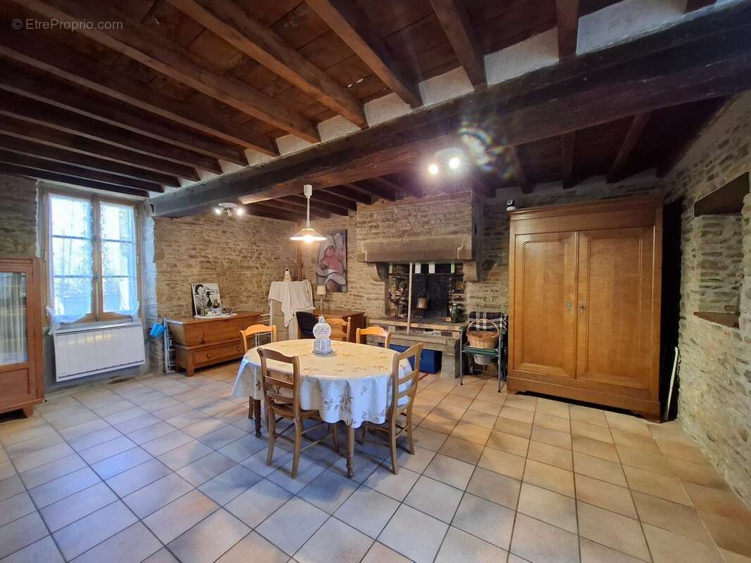 Ensemble immobilier SAINT CLAIR DE HALOUZE (61) - photo 7