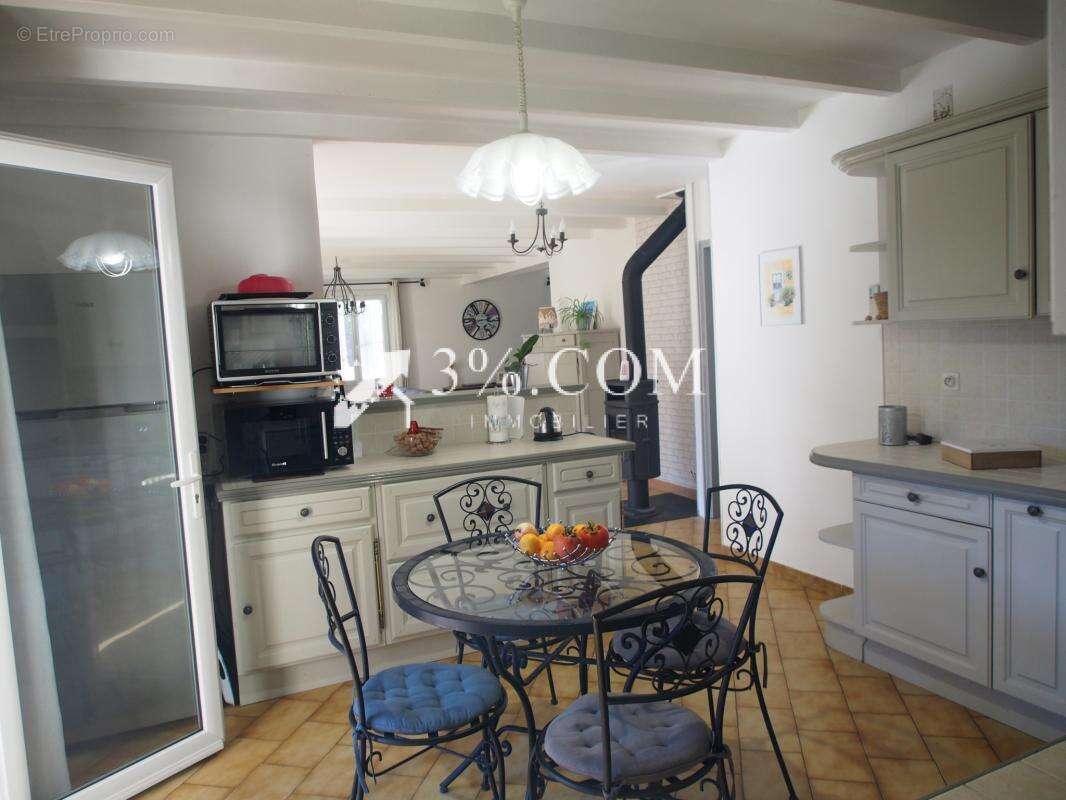 Maison à VALREAS
