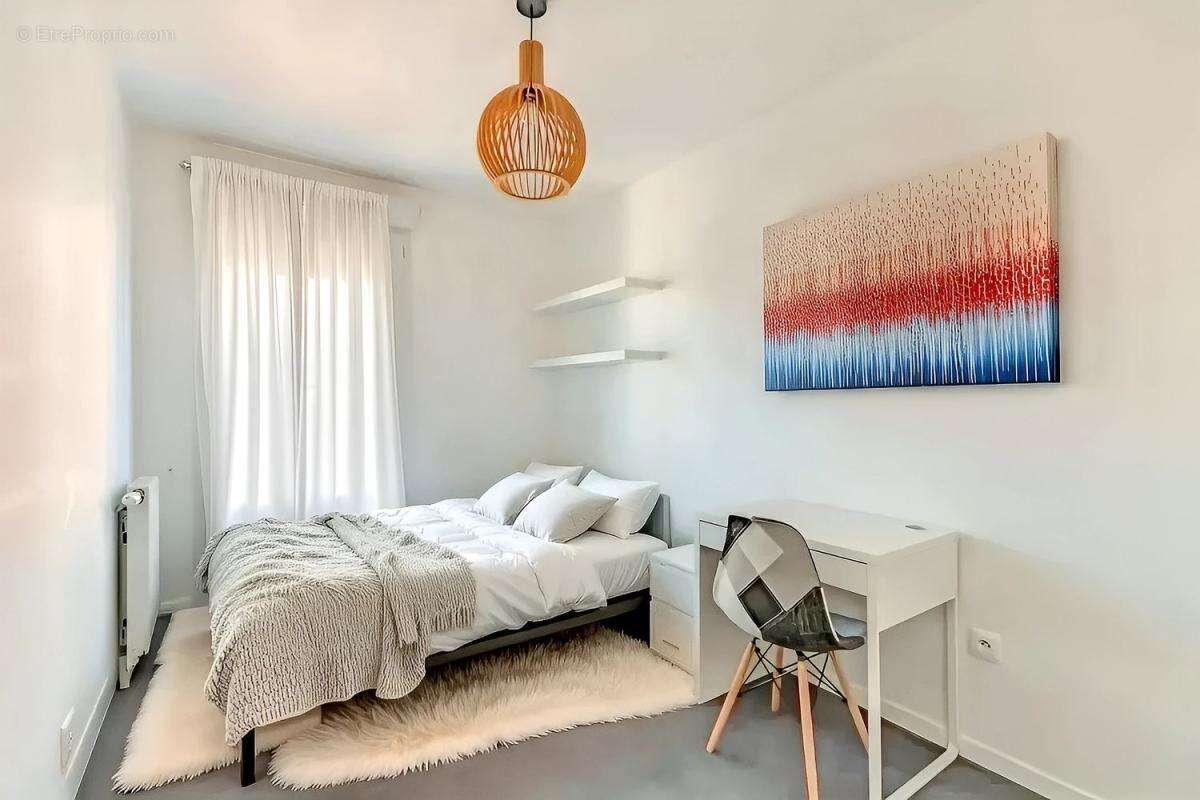 Romainville – T4 - 80 m² avec balcon - photo 3