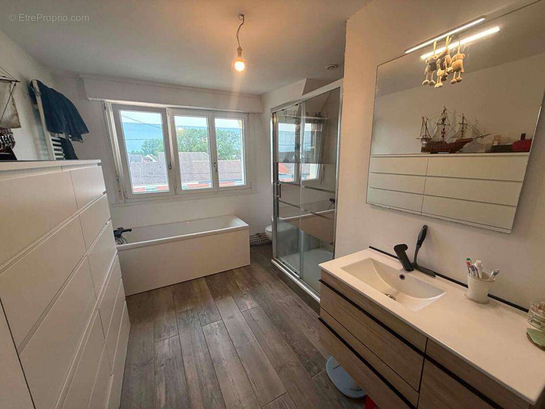 Maison Petite Synthe 4 pièce(s) 106 m2 - photo 8