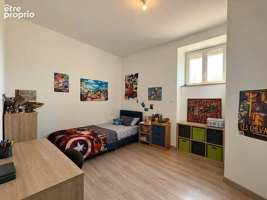 À vendre à Villegailhenc, maison de village de 6 pièces avec quatre chambres, deux cours et garage - photo 4