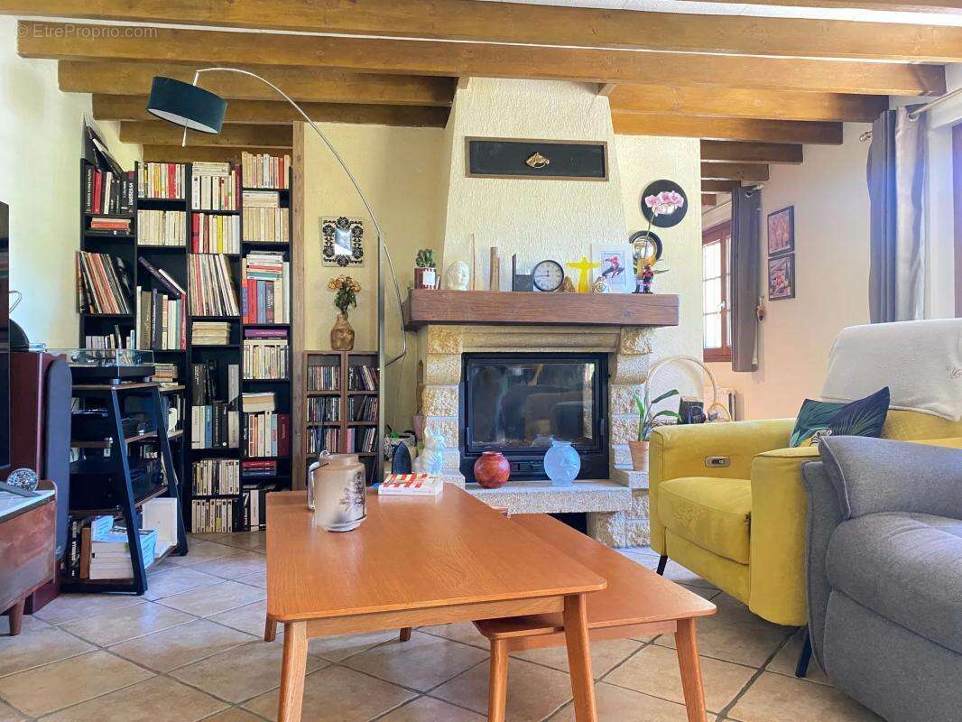 Maison à BEAUMESNIL