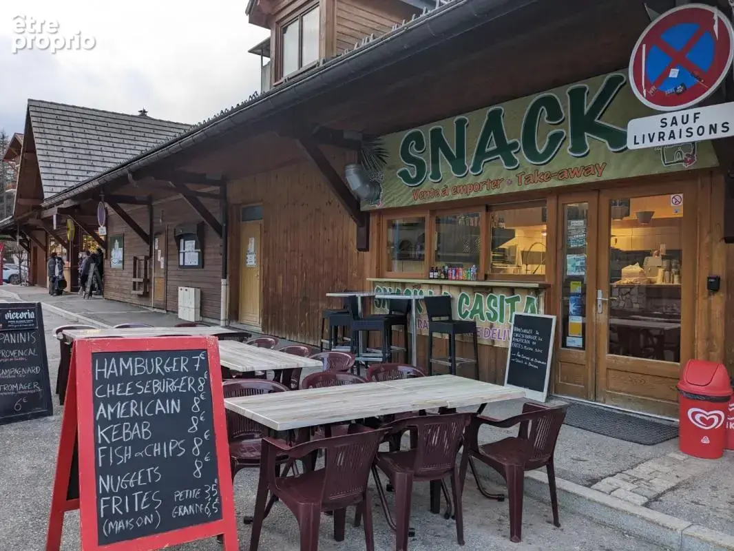 Commerces 1 pièce / 25 m² / 35 000 EUR / AGNIERES-EN-DEVOLUY - photo 2