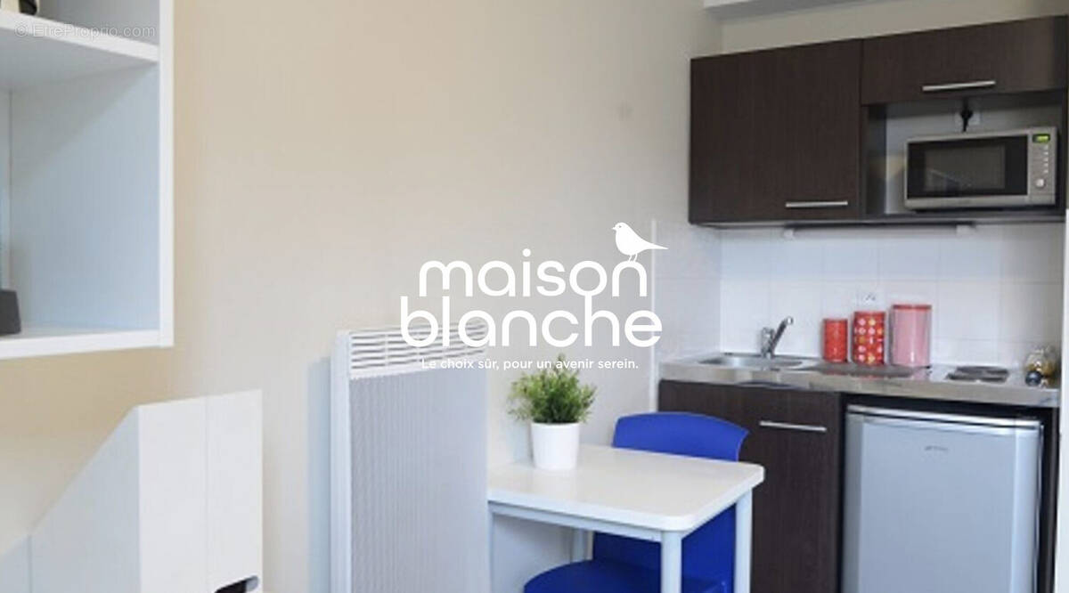 Appartement à ALLONNE