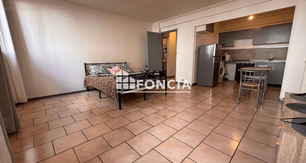 Appartement à MARSEILLE-15E