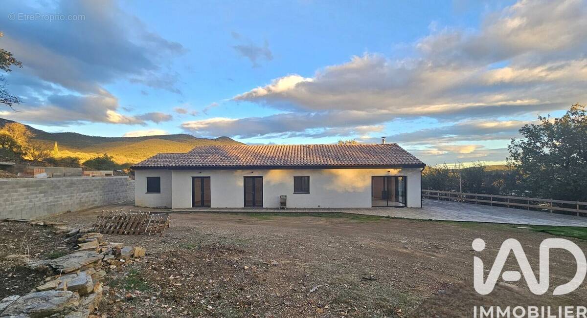 Photo 1 - Maison à SAINT-JEAN-DE-LA-BLAQUIERE