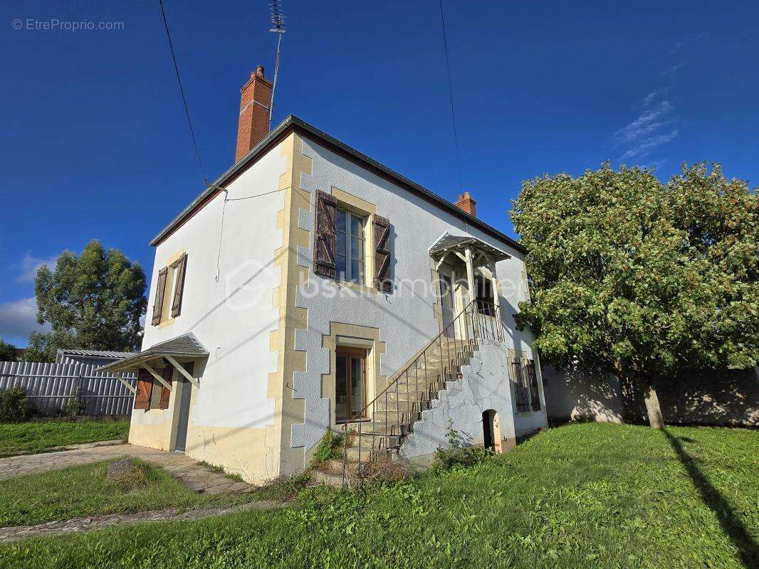 Maison à SAINT-LEGER-DES-VIGNES