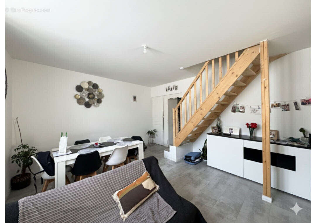 Appartement à CHATEAU-GONTIER