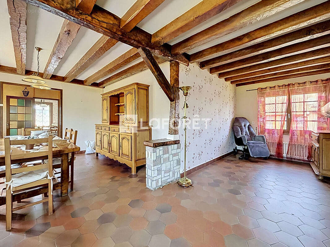 Maison Les Trois Lacs 5800m² terrain - photo 3