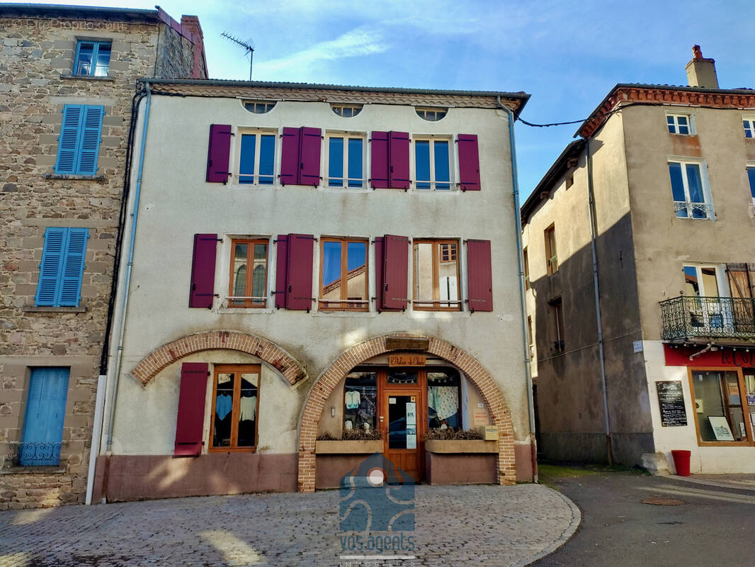 Maison à SAINT-GERMAIN-L'HERM