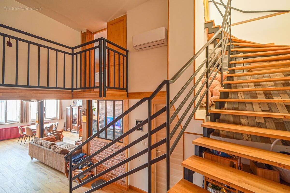 Appartement à PARIS-19E