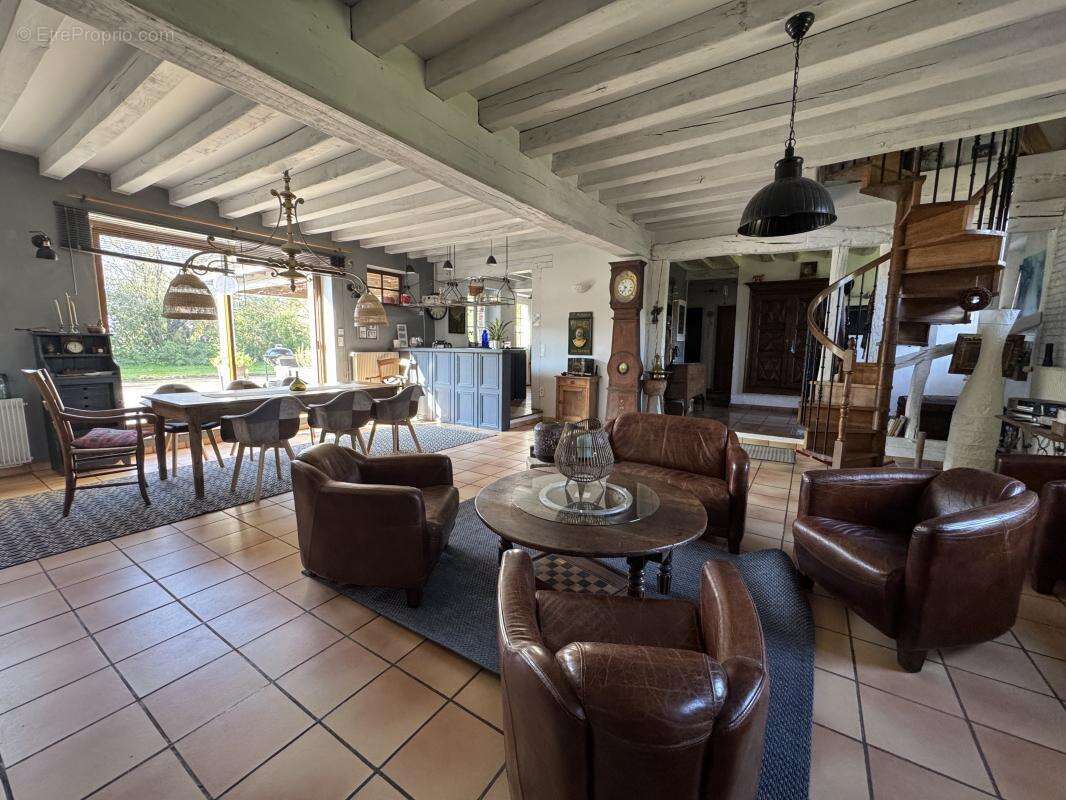 Maison à MERINVILLE