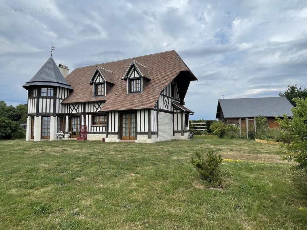 Maison à CONCHES-EN-OUCHE