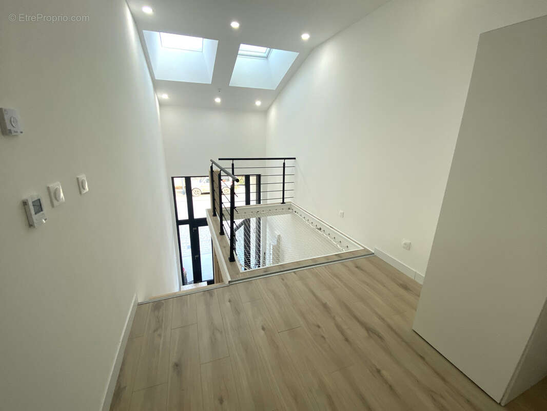 Appartement à PAGNEY-DERRIERE-BARINE