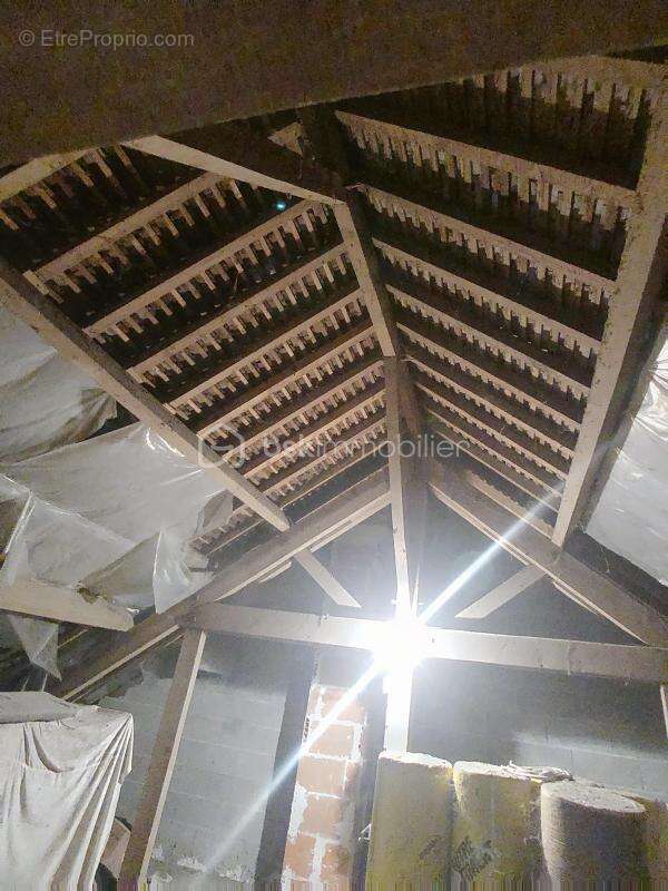 Maison à GONDREVILLE