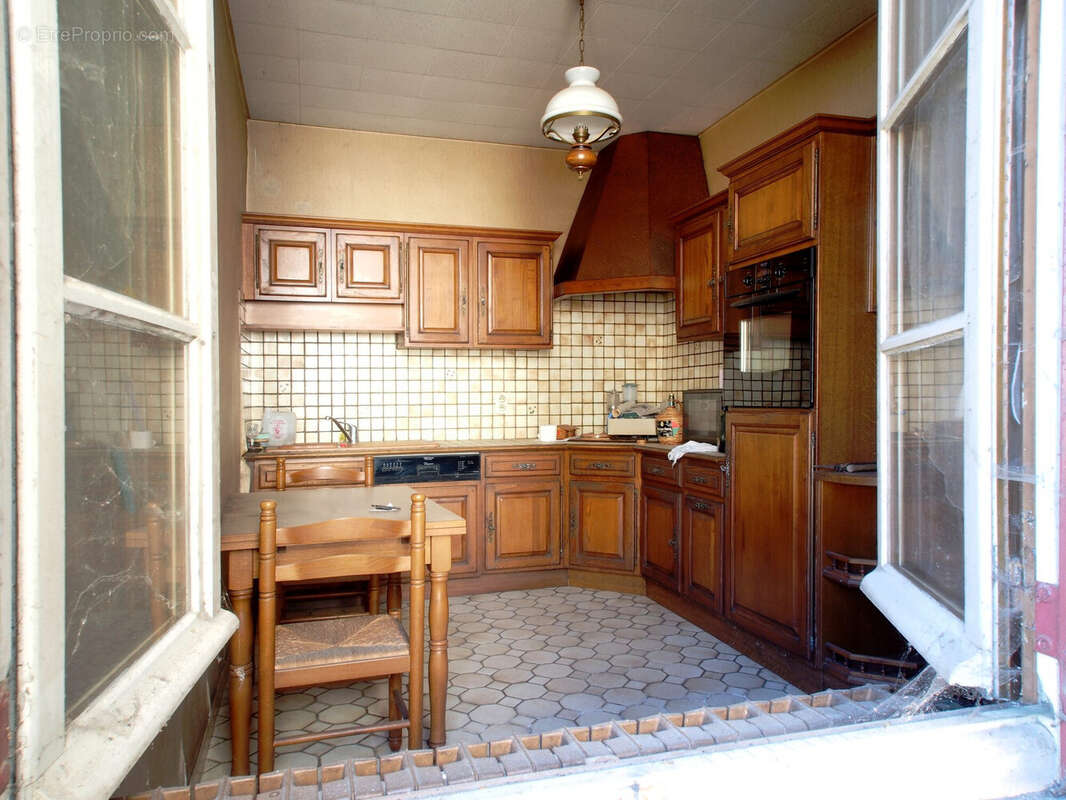 Maison 270 m² à Merlines  - photo 6
