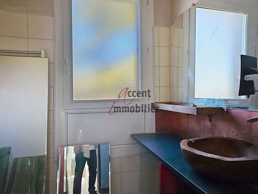 Appartement à L'ISLE-SUR-LA-SORGUE