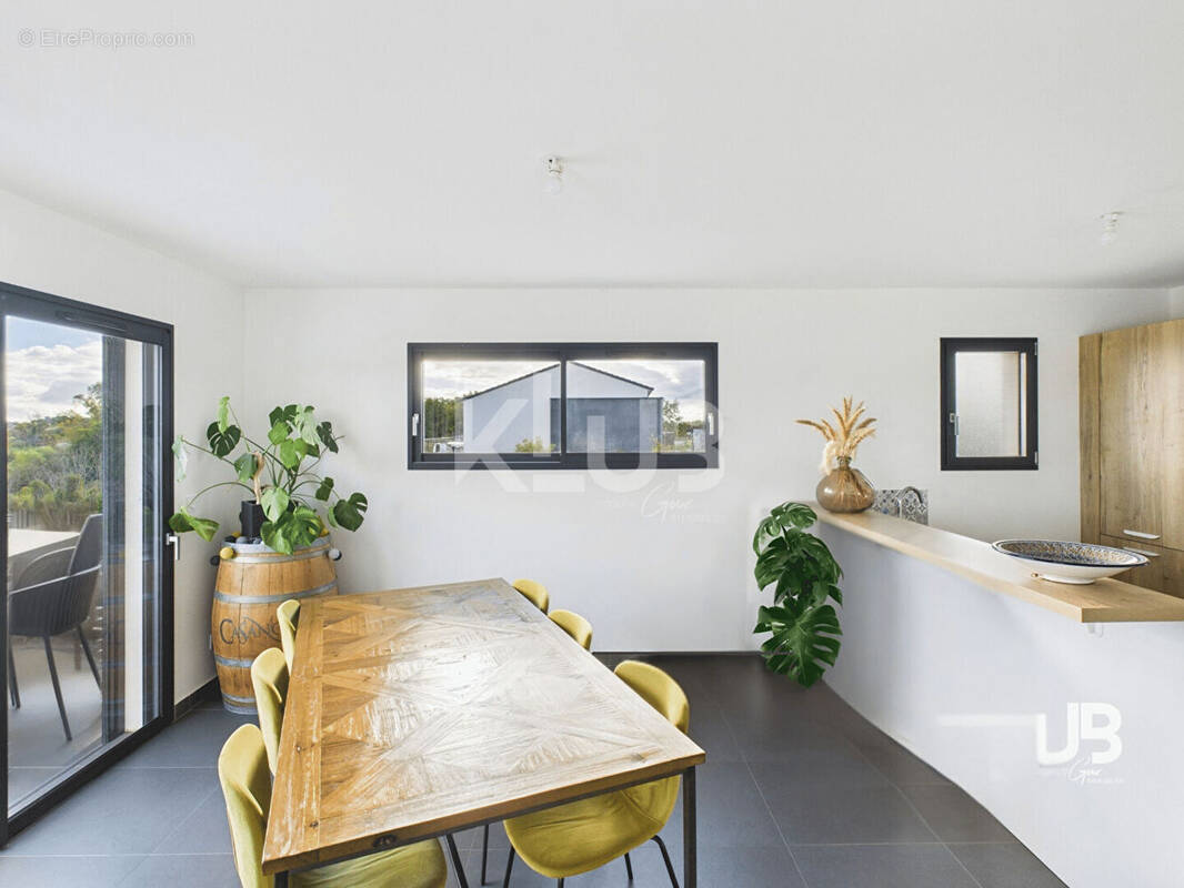 Maison 5 PIÈCES (130M2) - photo 1