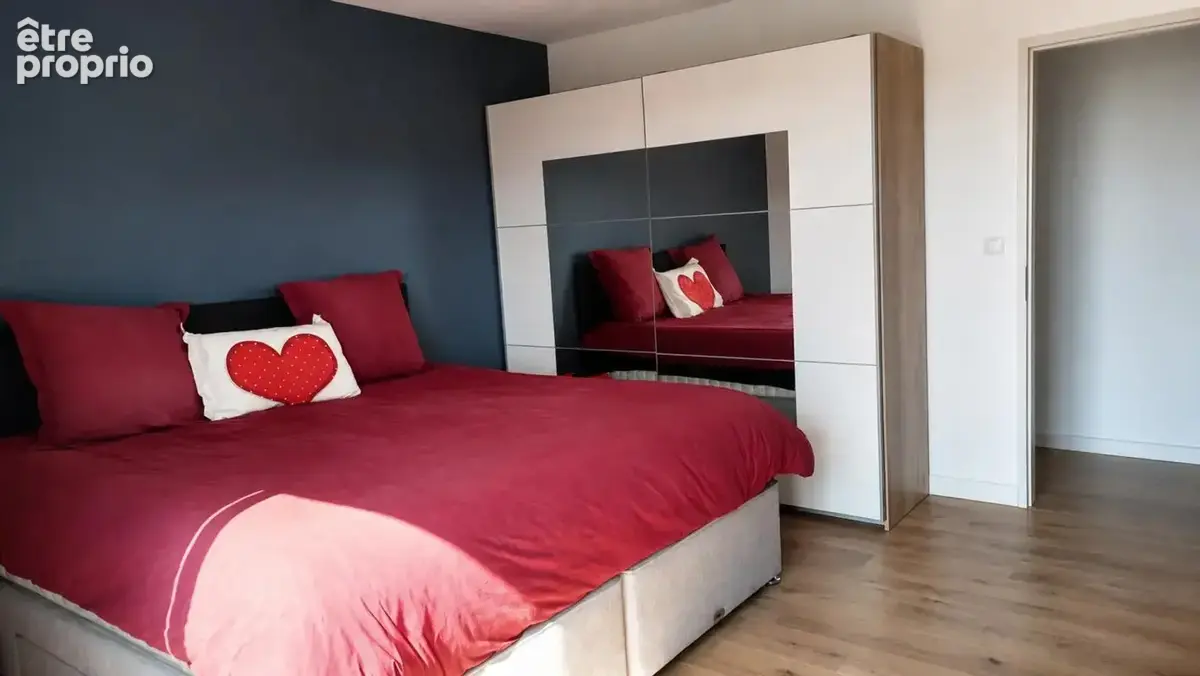 Maison de 5 pièces de 139 m² au Thil - photo 8