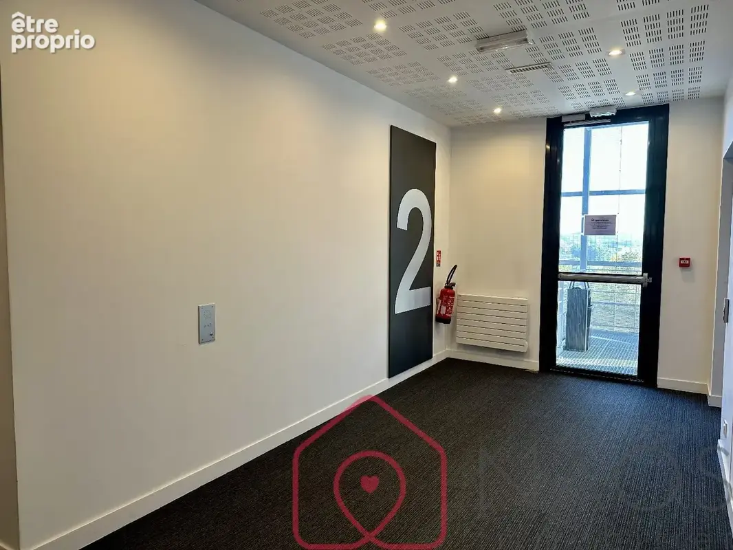 Bureaux de 90 m² superbe prestation. - photo 5