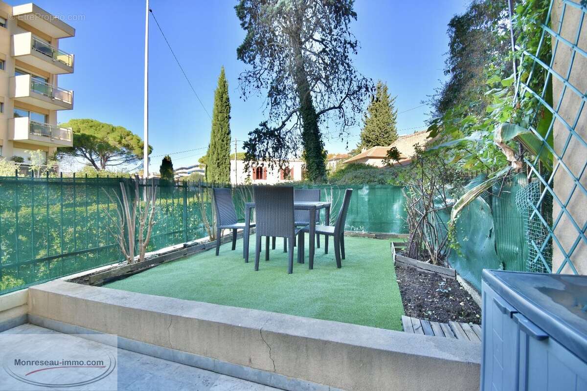 Appartement à LE CANNET