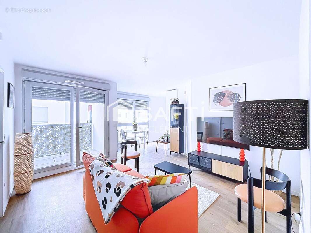 Photo 2 - Appartement à COMBS-LA-VILLE