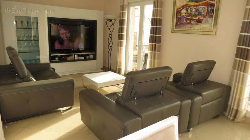Vente appartement 4/5 pieces avec terrasse - photo 3