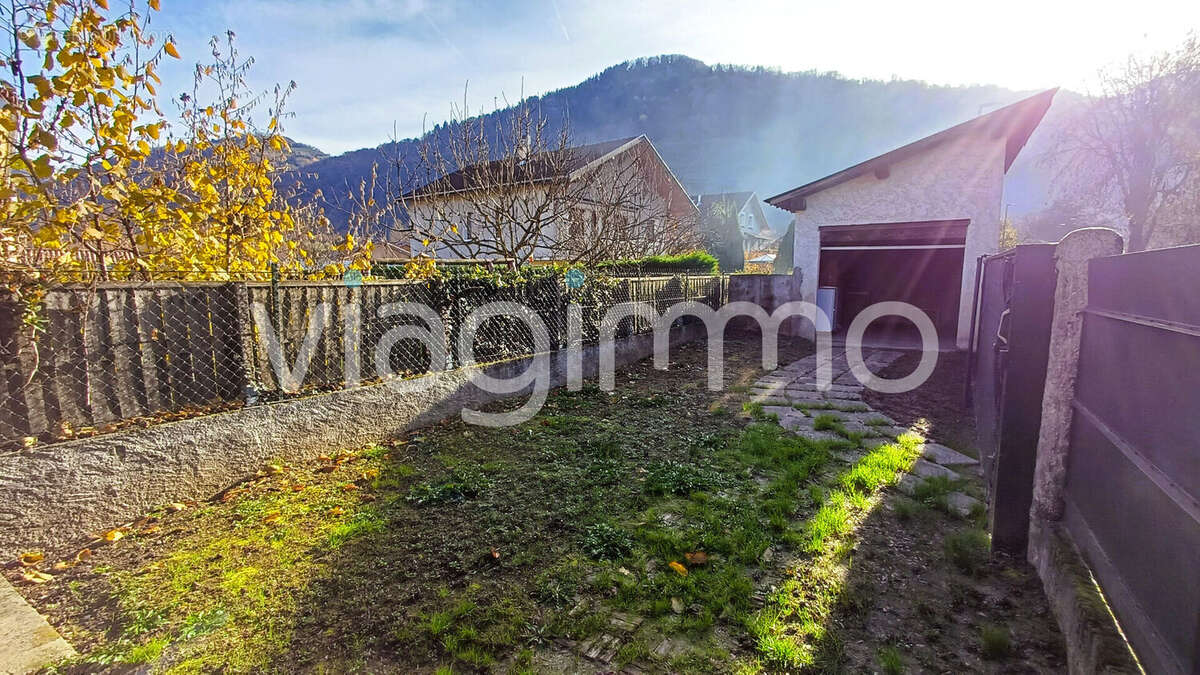 Maison à VILLARD-BONNOT