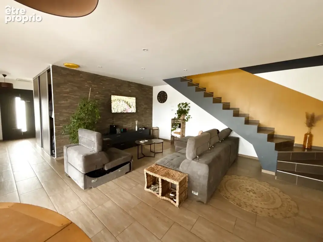 Villa 3 faces - photo 2