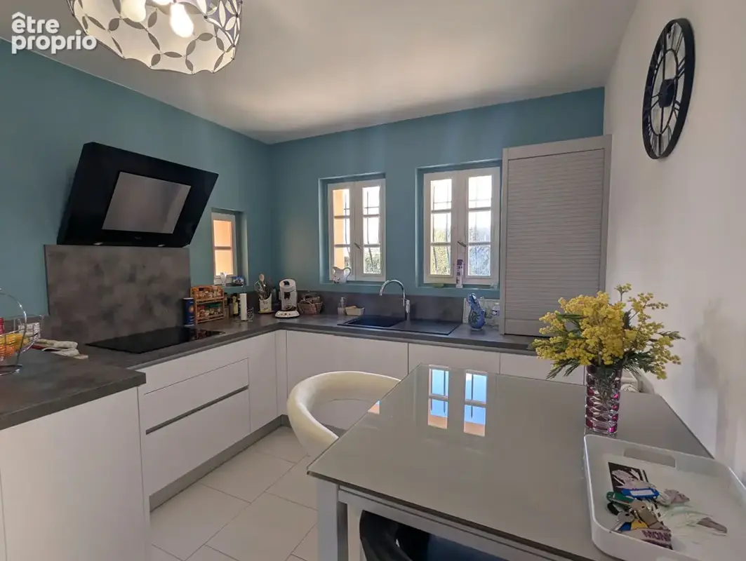 VILLECROZE, maison avec annexe, 140 m², 6 pièces aux portes du village - photo 10