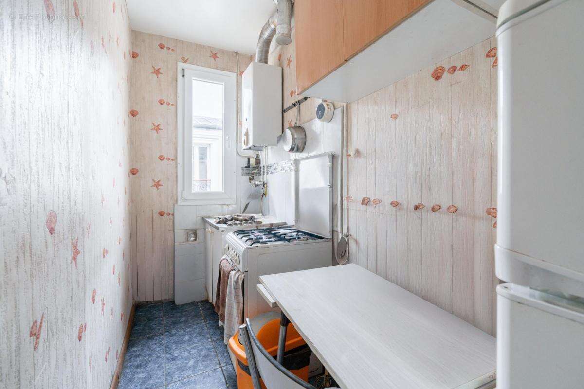 Appartement à PARIS-18E