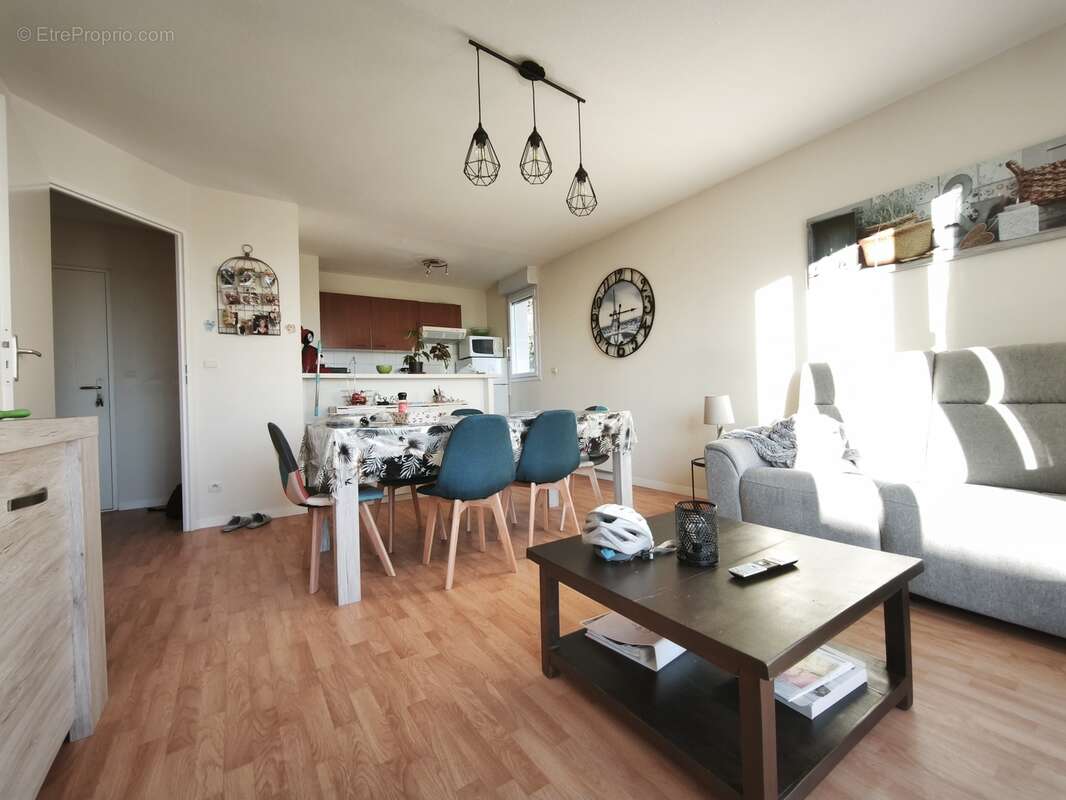 Appartement 56 m² à Soyaux  - photo 18