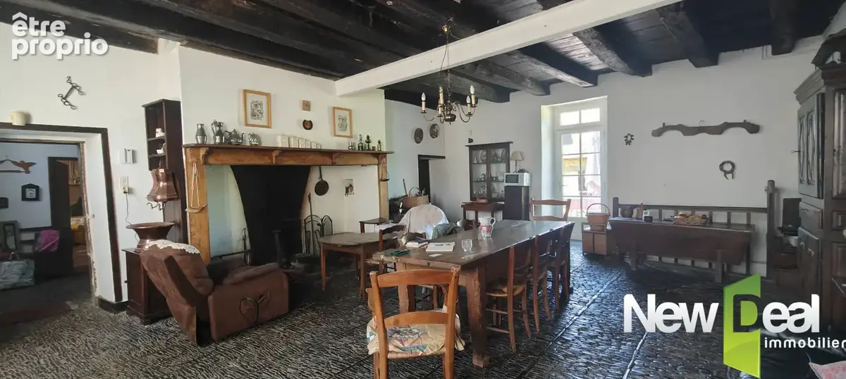 EXCEPTIONNELLE Propriété Historique  - 230 m² + Dépendances - 8,5 ha - photo 10