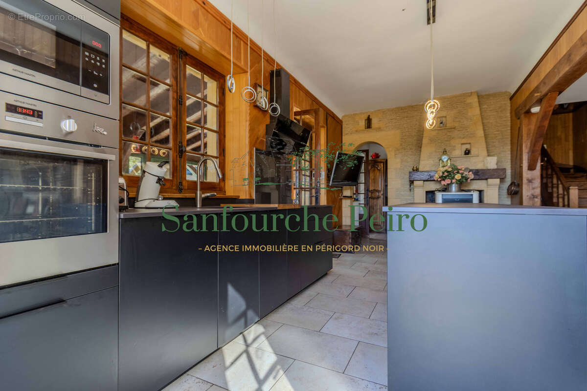 Maison à SARLAT-LA-CANEDA