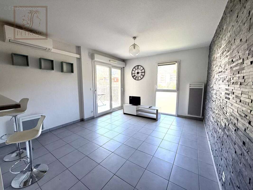 Appartement à DRAP