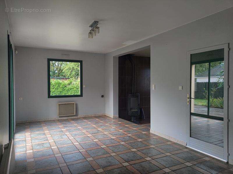 Maison à MOUSSEAUX-SUR-SEINE